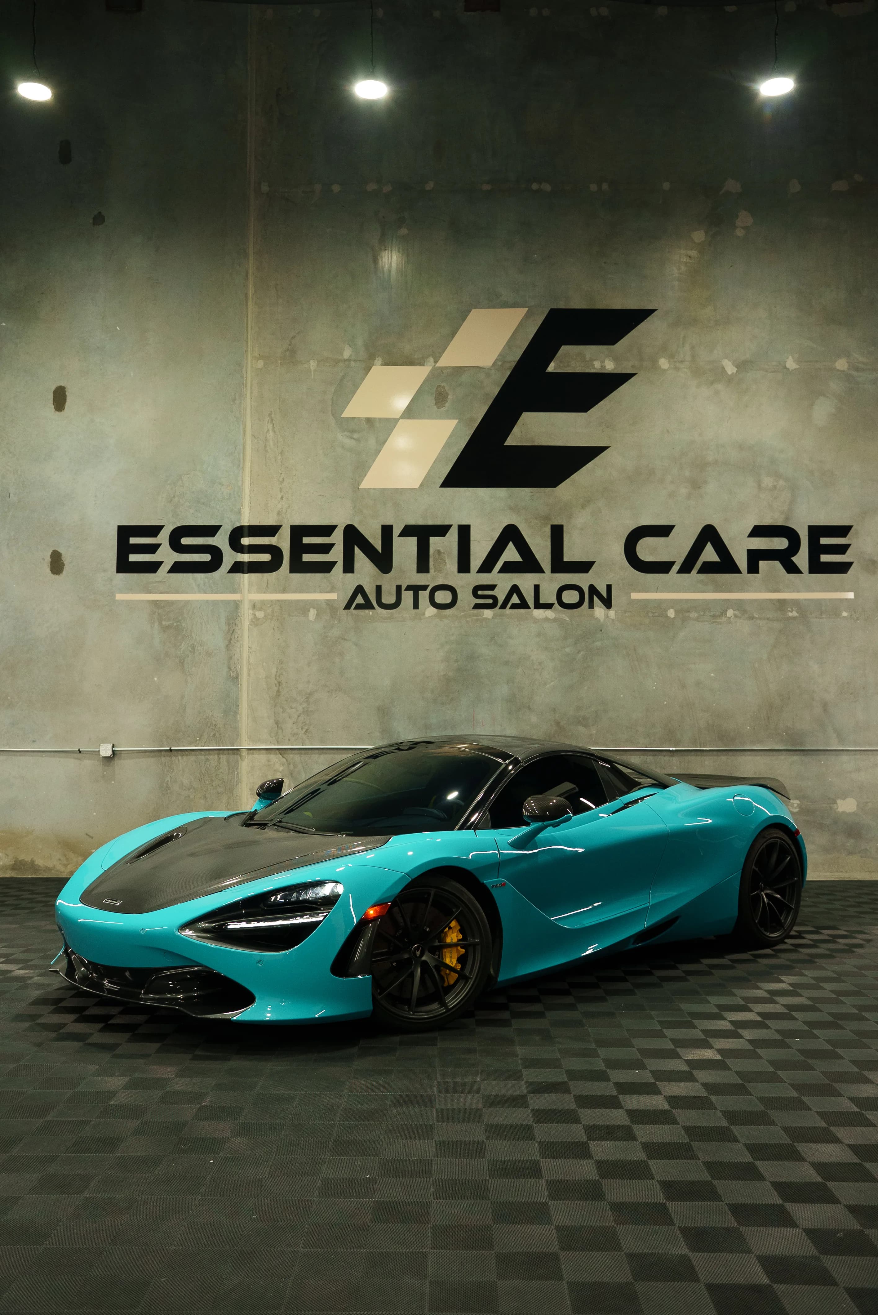 Teal color-change vehicle wrap on a McLaren 720S
